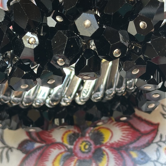 ChaCha ‘50’s expandable bracelet w/black glass beads-Made in Japan - 6”-8” - Picture 5 of 6